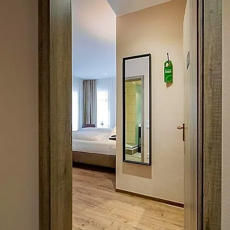 Otel Hof Ehrenfels 3*