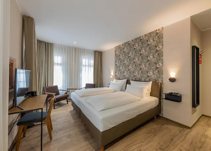 Hof Ehrenfels 3* Magonza