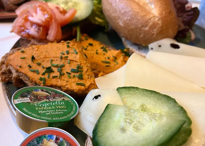 Ξενοδοχείο Hof Ehrenfels 3*